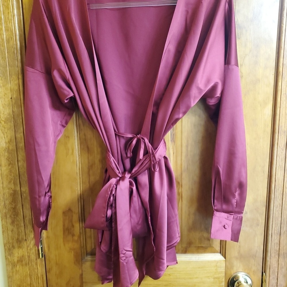 Missguided Satin Red Robe Size 4 - Picture 2 of 8
